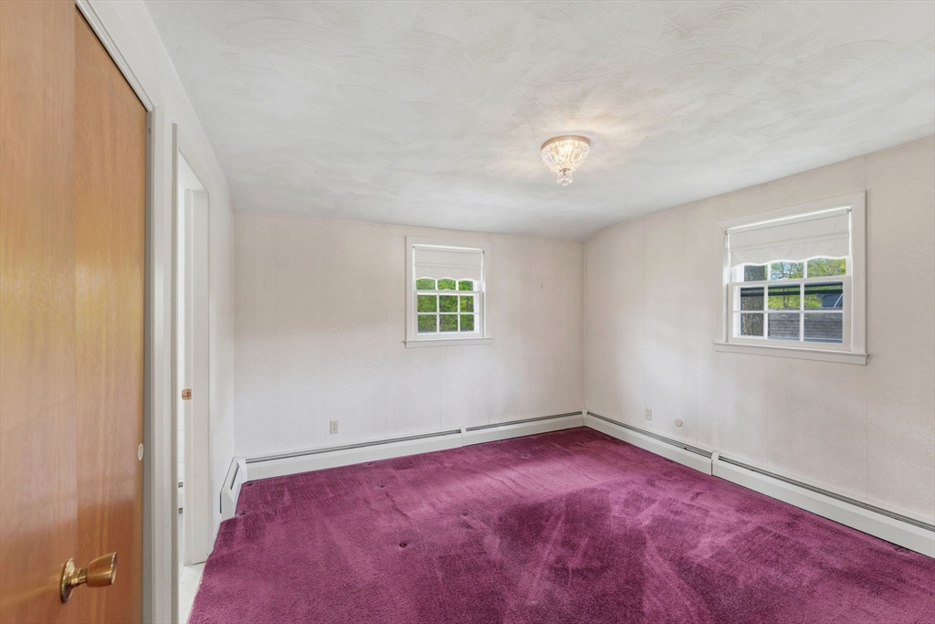 28 Mayflower Cir, Leicester, MA Photo #19