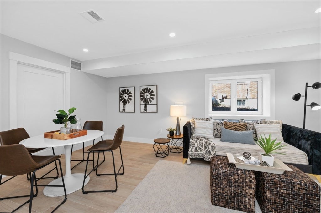 444 Lowell Ave # 444, Newton, MA, 02460, USA, 4 Bedrooms Bedrooms, ,5 BathroomsBathrooms,Condo,Active,444 Lowell Ave # 444,73509271