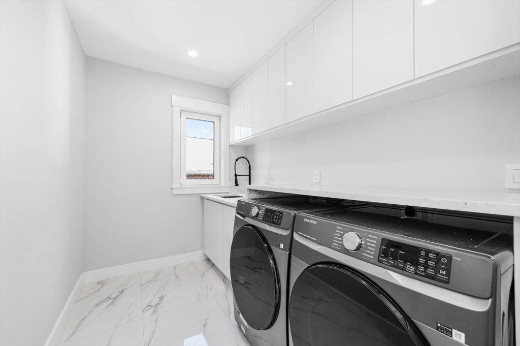 444 Lowell Ave # 444, Newton, MA, 02460, USA, 4 Bedrooms Bedrooms, ,5 BathroomsBathrooms,Condo,Active,444 Lowell Ave # 444,73509271
