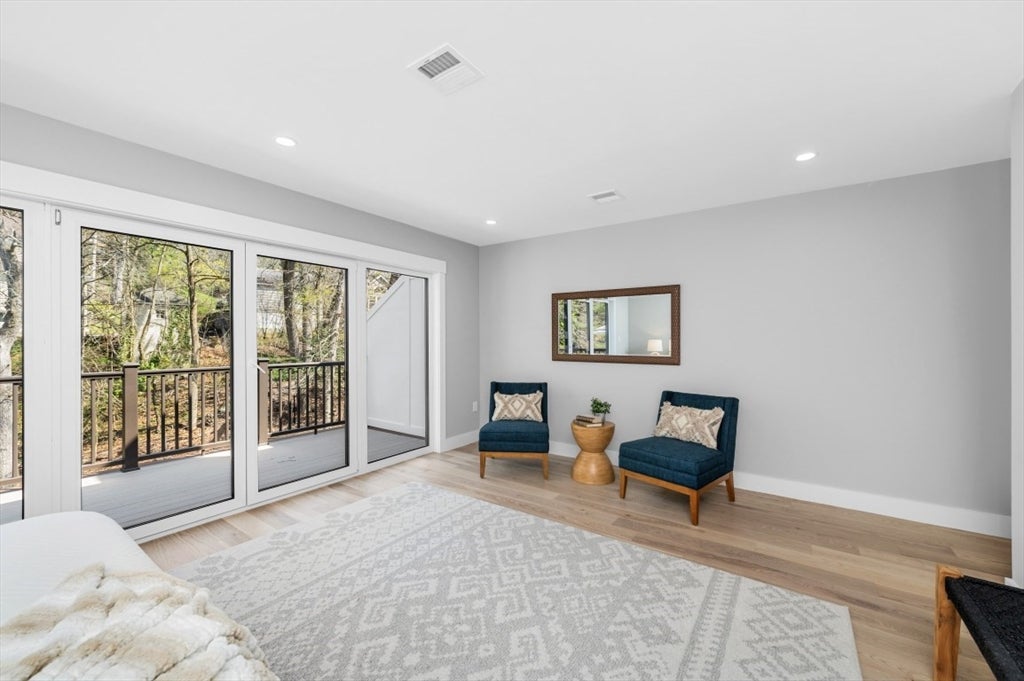 444 Lowell Ave # 444, Newton, MA, 02460, USA, 4 Bedrooms Bedrooms, ,5 BathroomsBathrooms,Condo,Active,444 Lowell Ave # 444,73509271