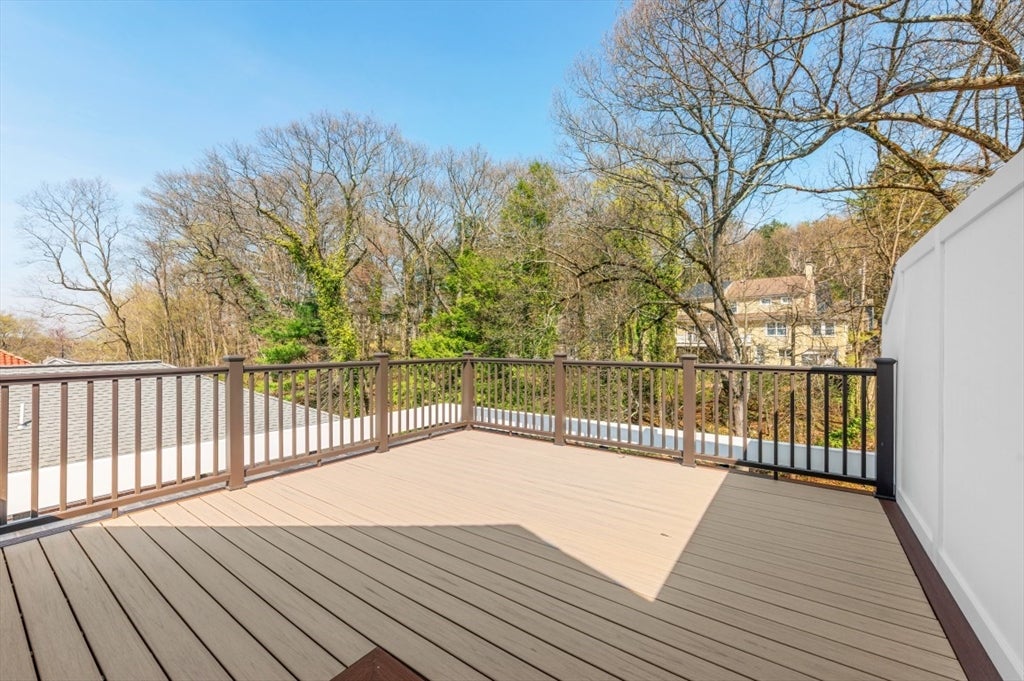 444 Lowell Ave # 444, Newton, MA, 02460, USA, 4 Bedrooms Bedrooms, ,5 BathroomsBathrooms,Condo,Active,444 Lowell Ave # 444,73509271