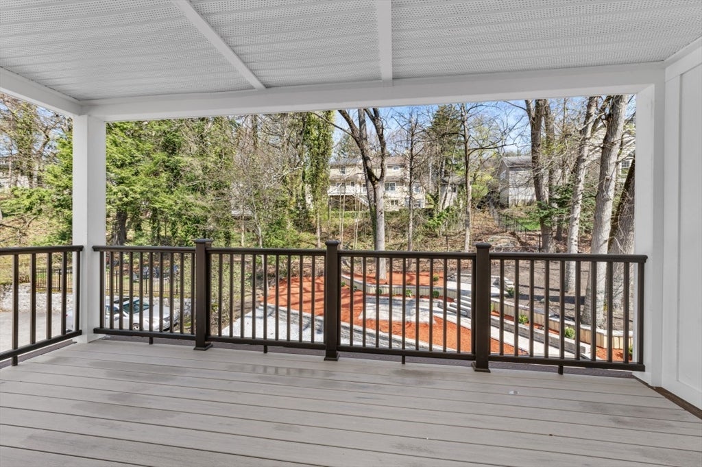 444 Lowell Ave # 444, Newton, MA, 02460, USA, 4 Bedrooms Bedrooms, ,5 BathroomsBathrooms,Condo,Active,444 Lowell Ave # 444,73509271