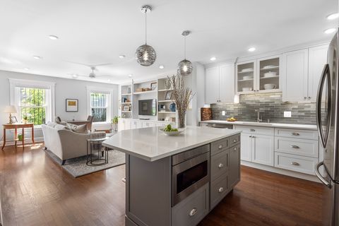 256 W Newton Street 1 Boston MA 02116