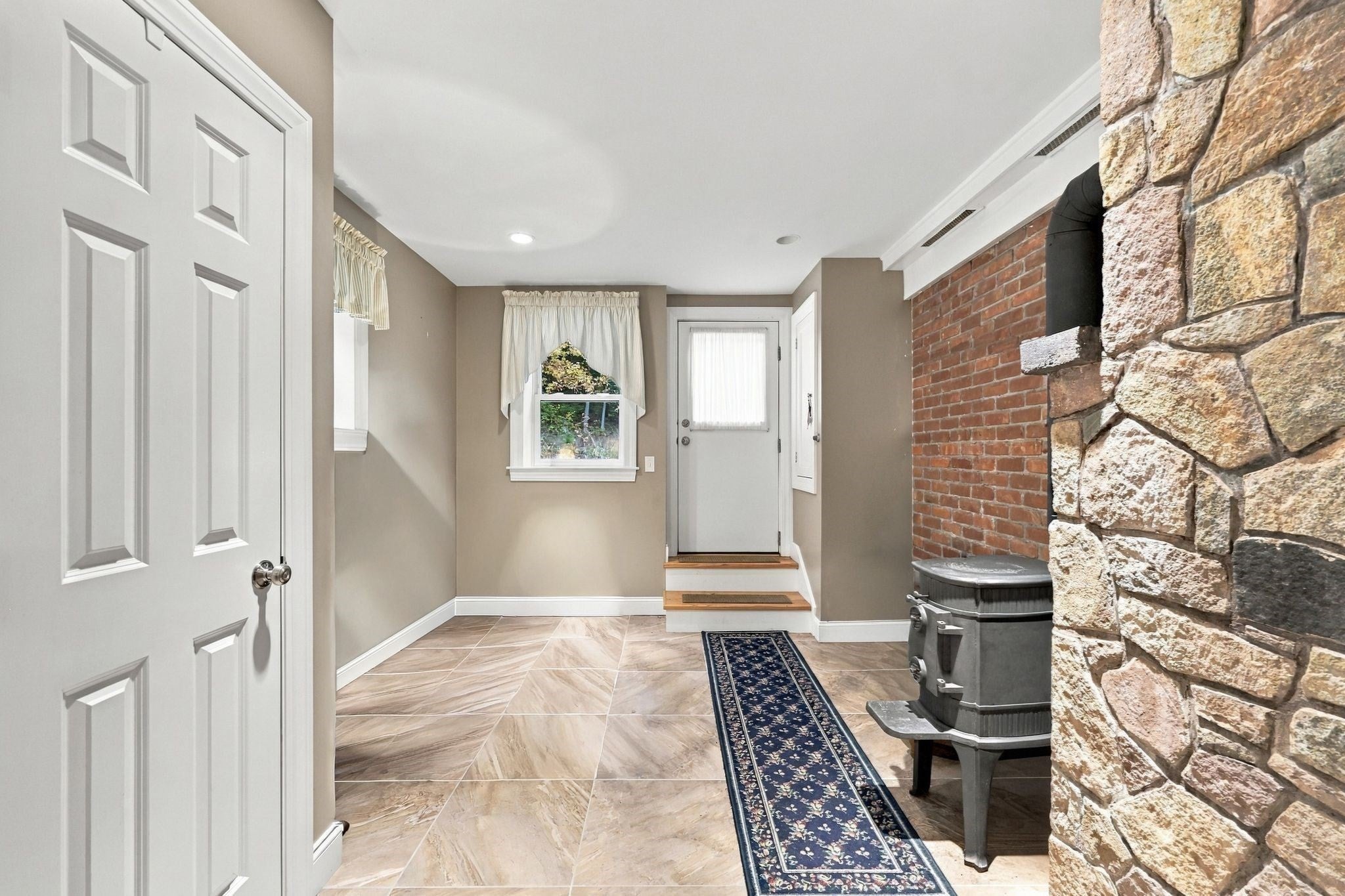 670 Amherst Rd, Granby, MA, 670 Amherst Rd, Granby, MA Photo #35