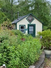 11 Hickory Street
