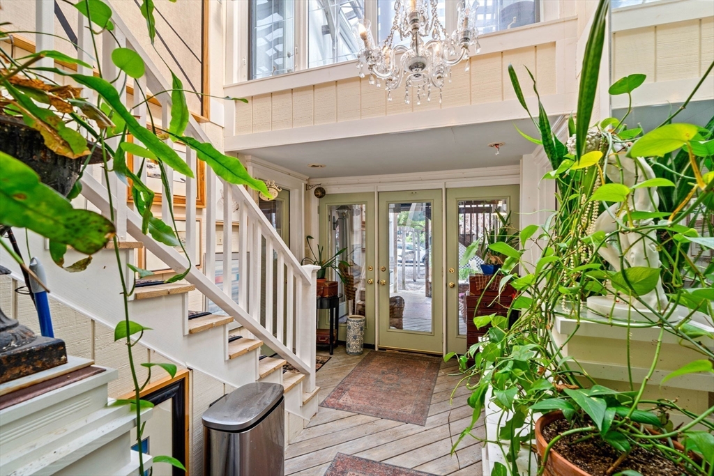 53 Western Ave