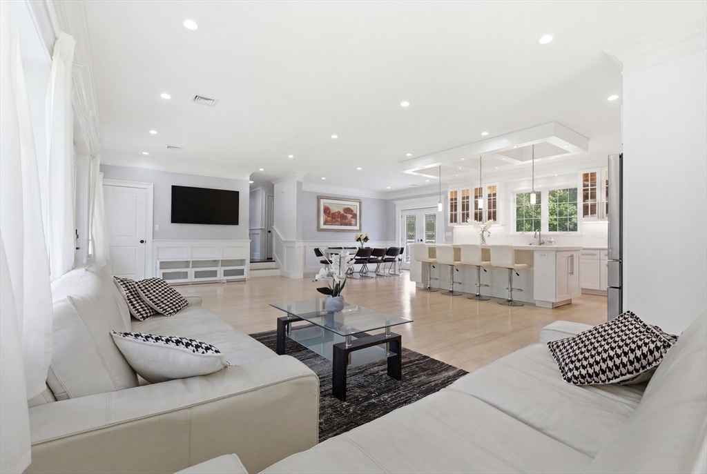 52 Ridgewood Rd