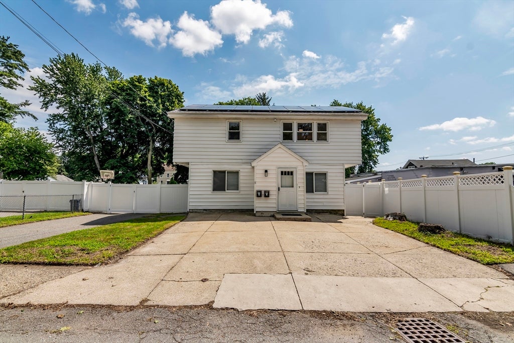 3 Hobson St