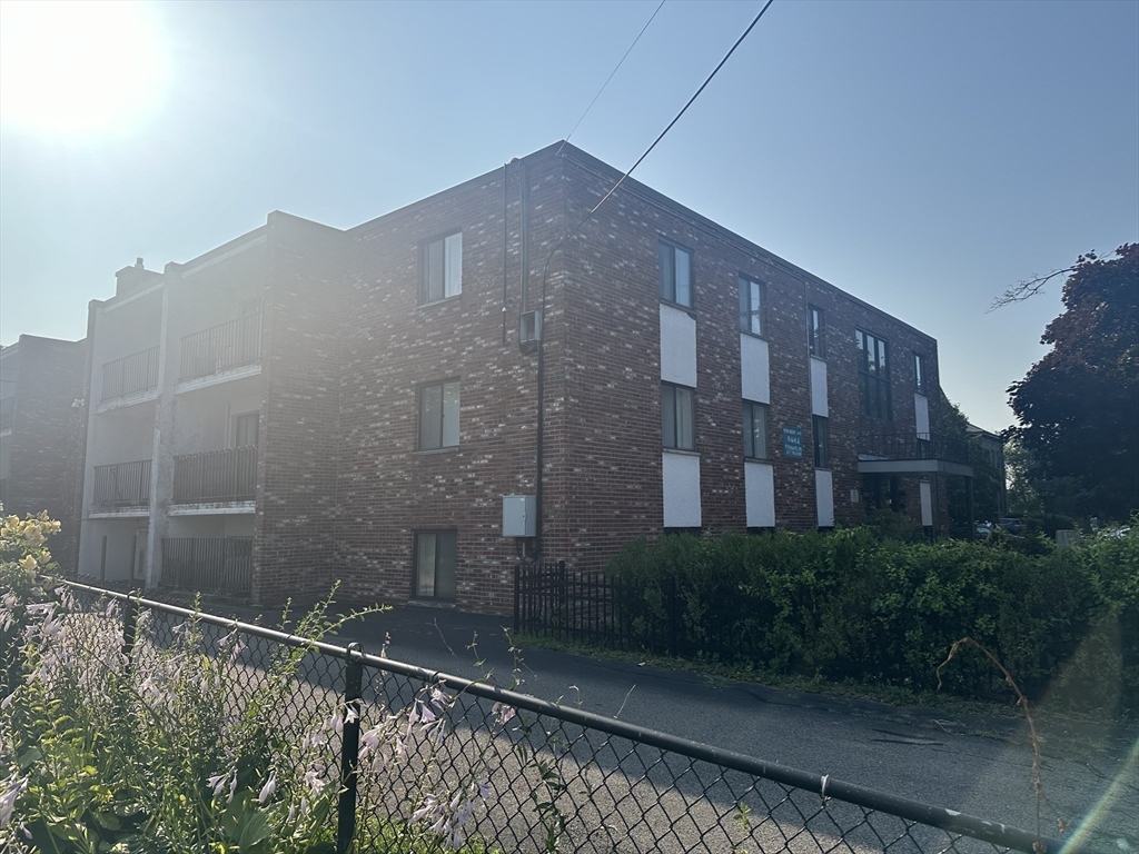 80 Newbury Avenue 15