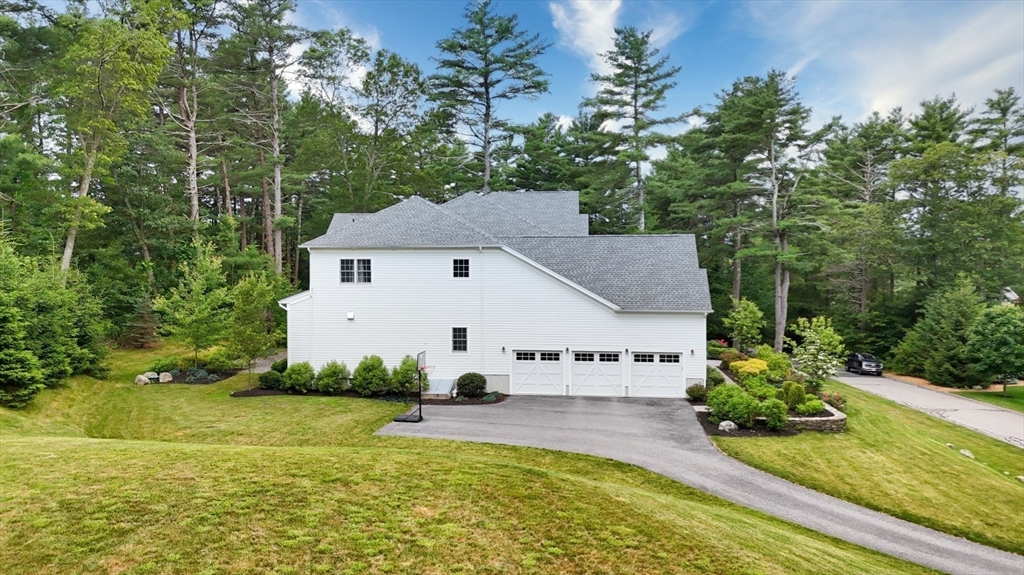 9 Schaffner Lane