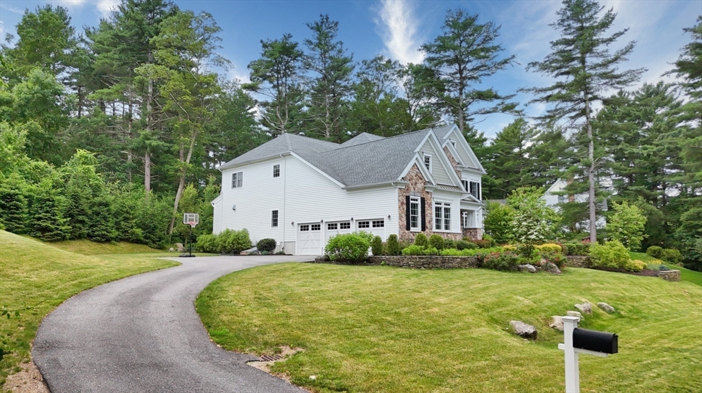 9 Schaffner Lane