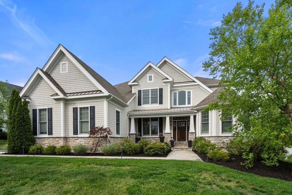 17 Walnut Hill Ln