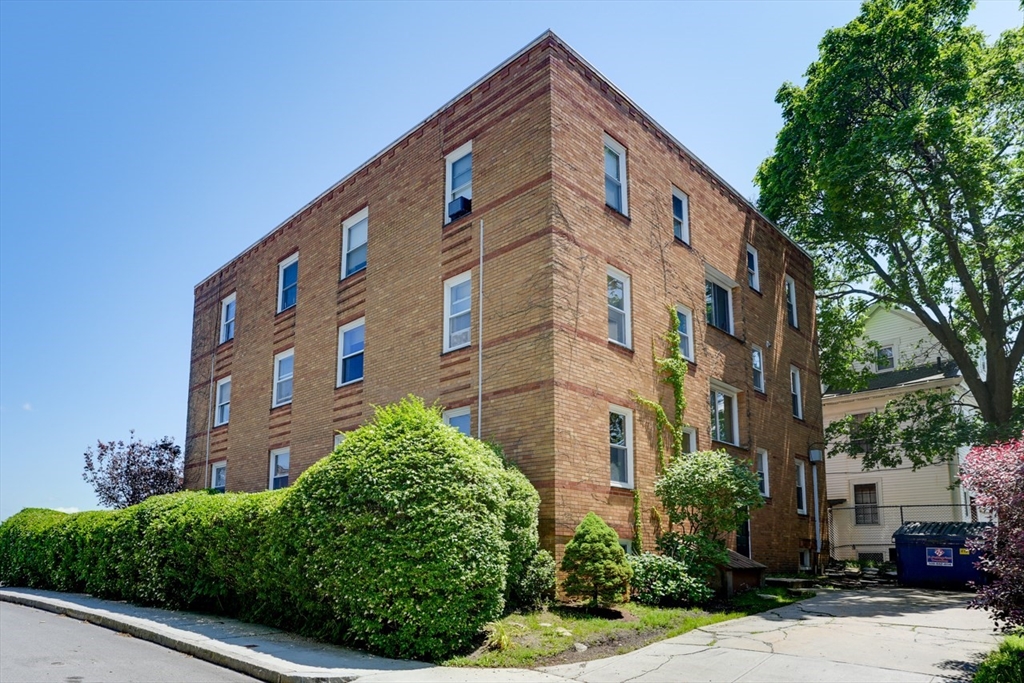 31 Chestnut St 2
