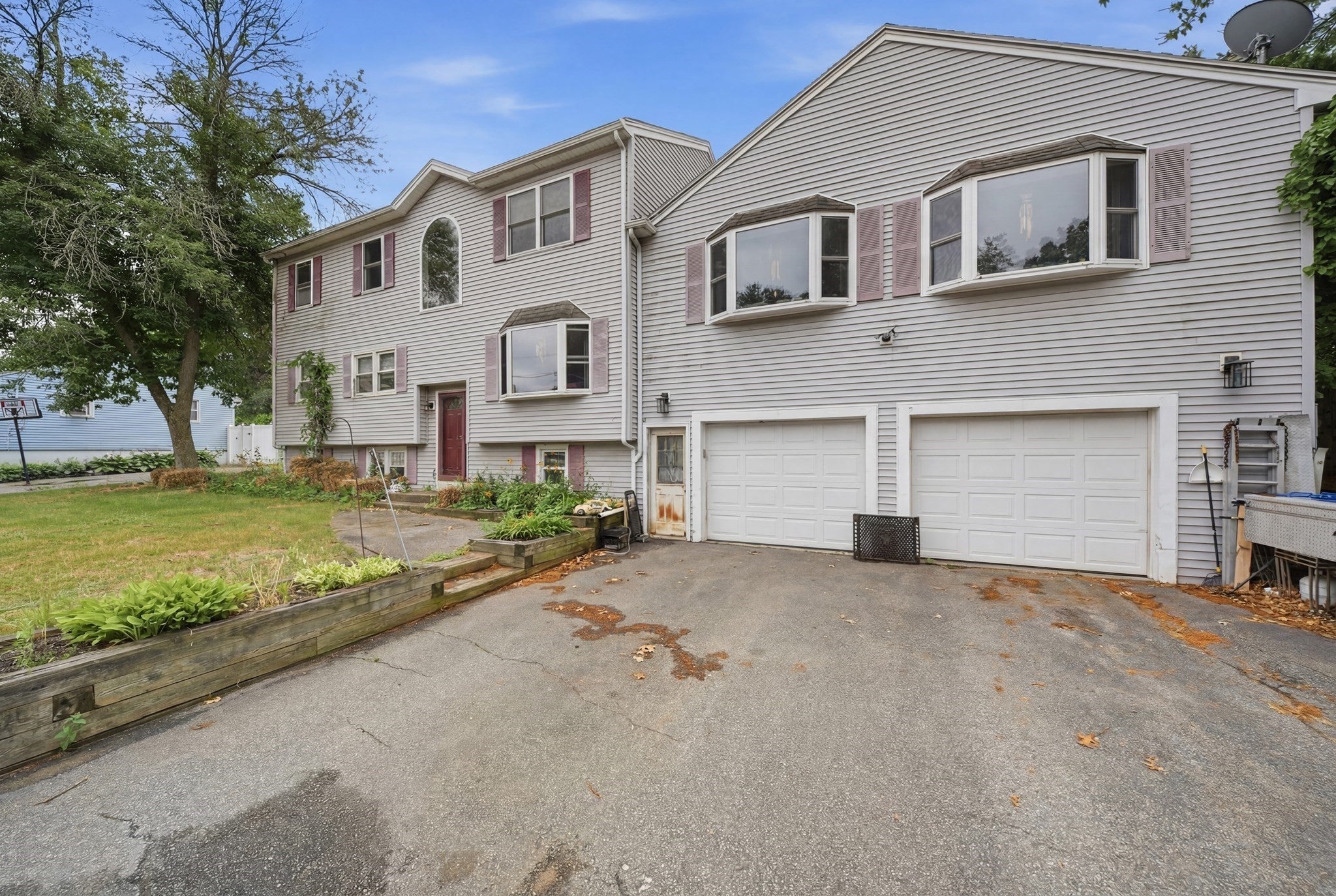 12 Harjean Rd, Billerica MA 01821