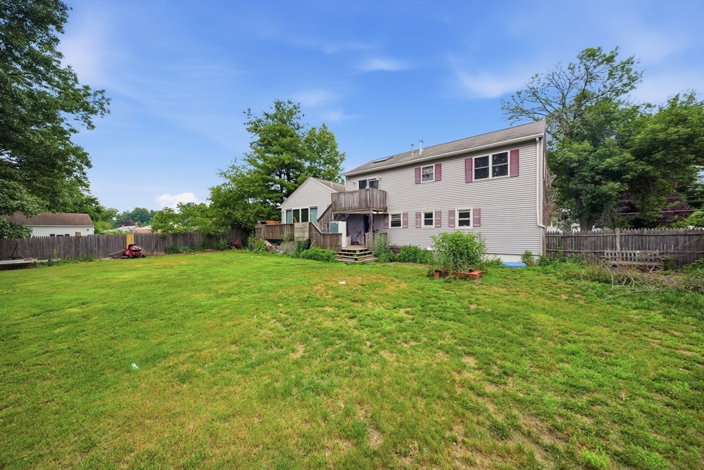 12 Harjean Rd