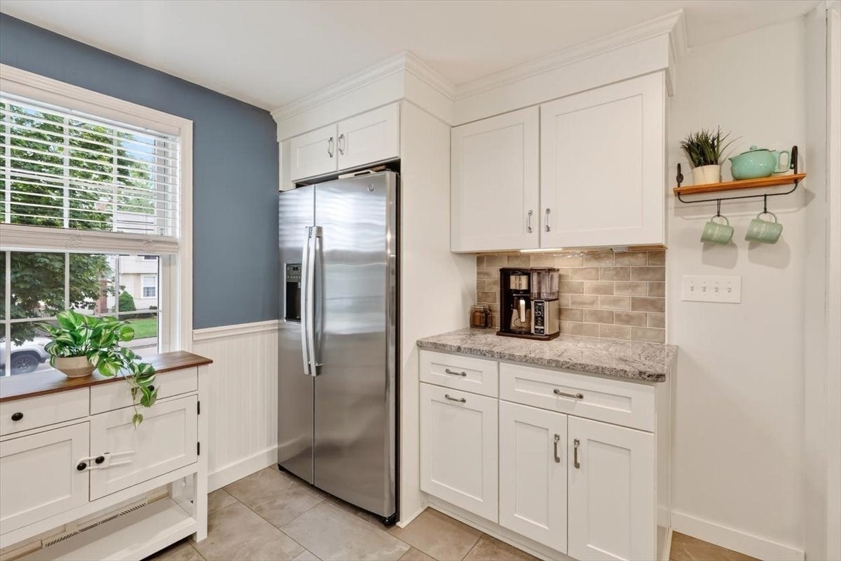 15 Donna Rd, Weymouth, MA Photo #10