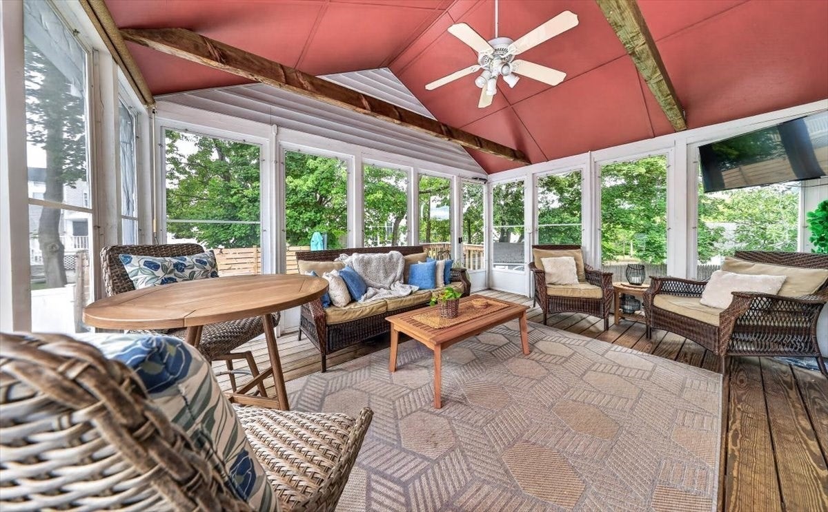15 Donna Rd, Weymouth, MA Photo #22
