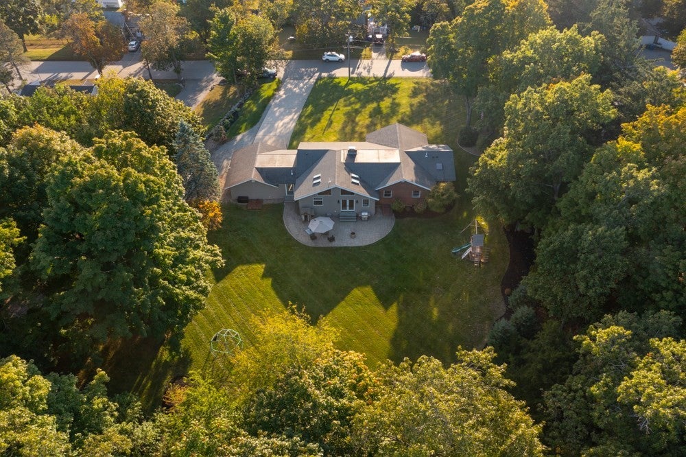 48 Border Rd, Reading, MA Photo #42