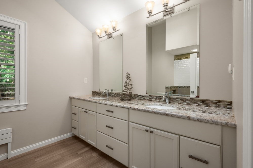 48 Border Rd, Reading, MA Photo #26