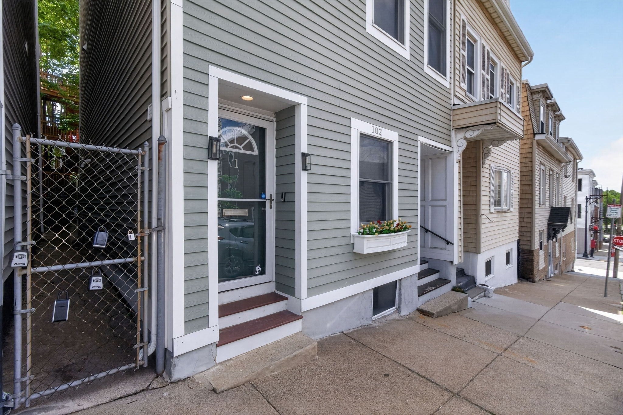 102 Old Harbor Street