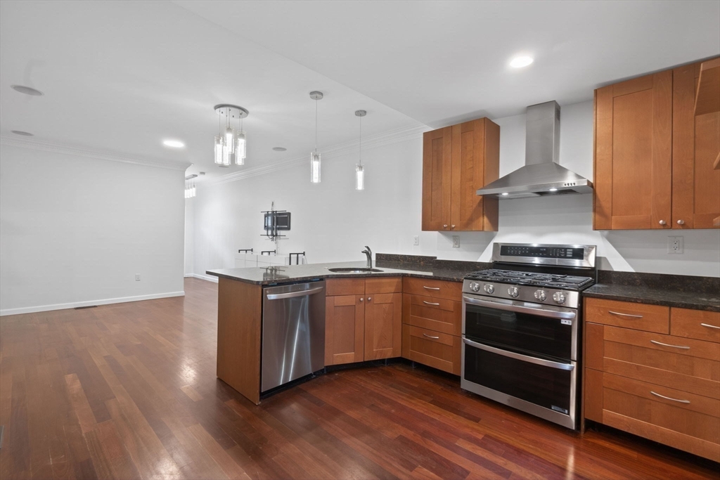 102 Old Harbor Street 1