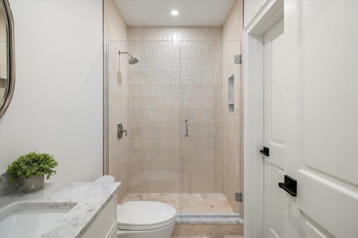 15 Lafayette Cir, Wellesley, MA, 15 Lafayette Cir, Wellesley, MA Photo #28