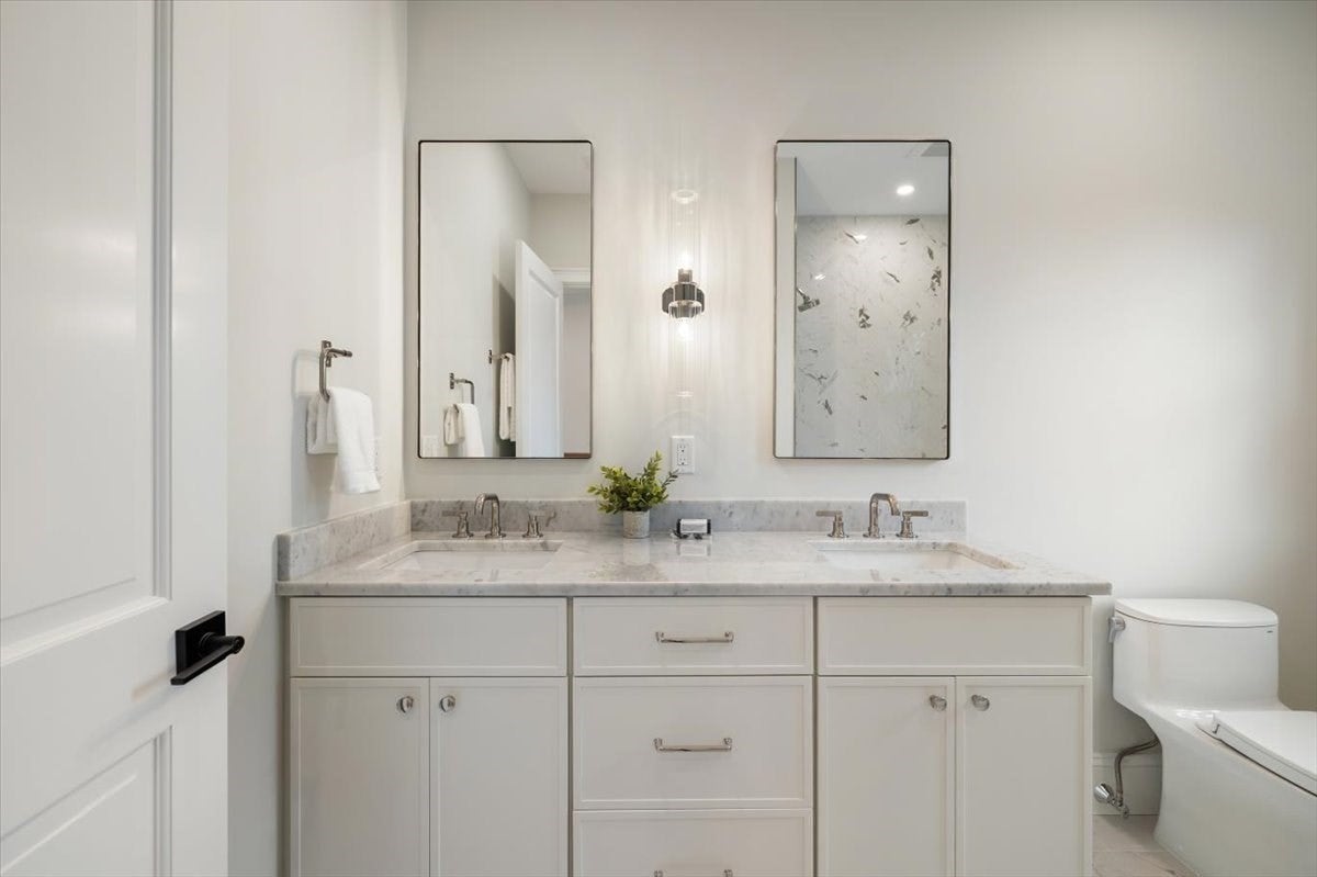 15 Lafayette Cir, Wellesley, MA, 15 Lafayette Cir, Wellesley, MA Photo #21