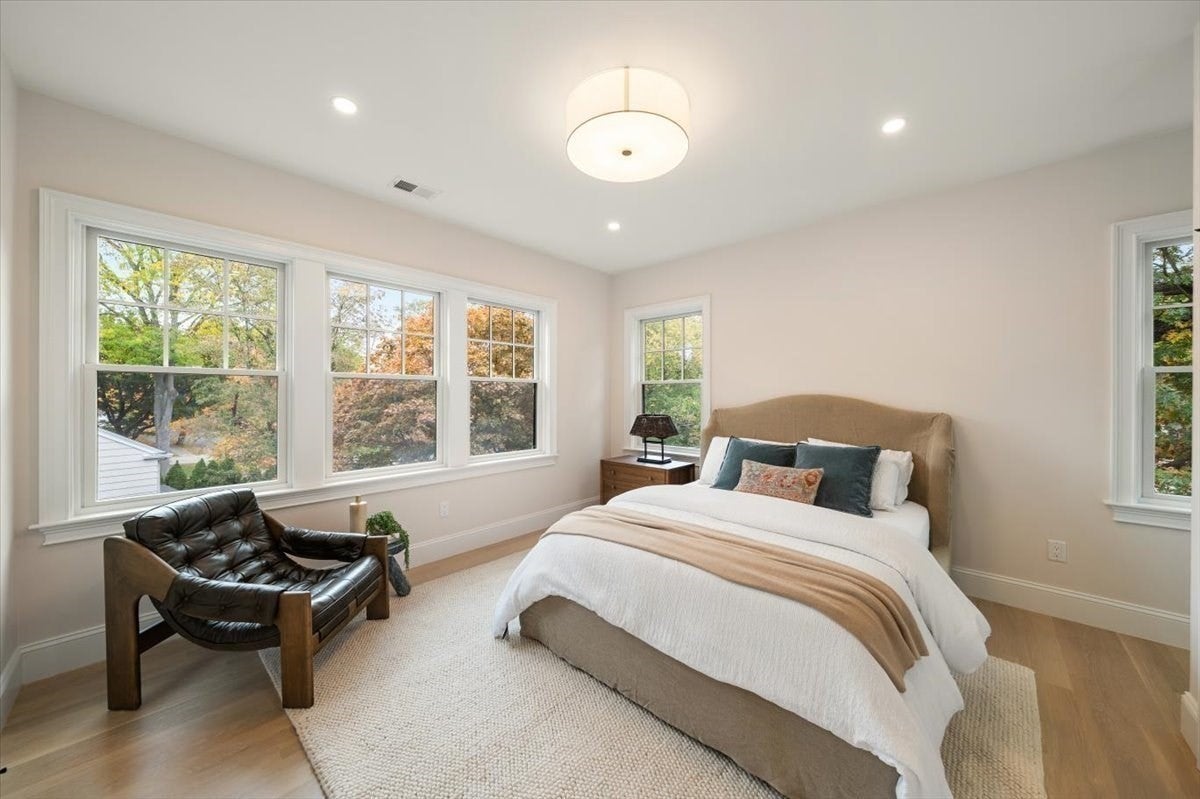 15 Lafayette Cir, Wellesley, MA, 15 Lafayette Cir, Wellesley, MA Photo #19