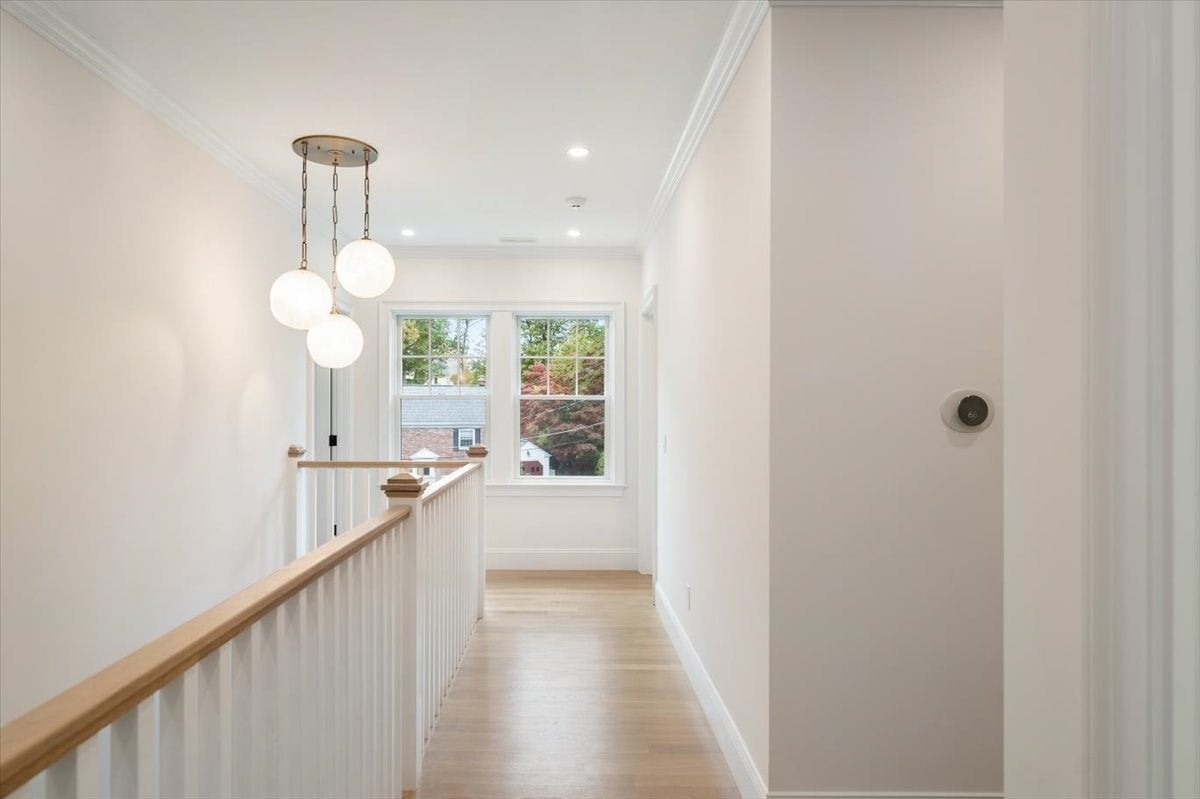 15 Lafayette Cir, Wellesley, MA, 15 Lafayette Cir, Wellesley, MA Photo #13