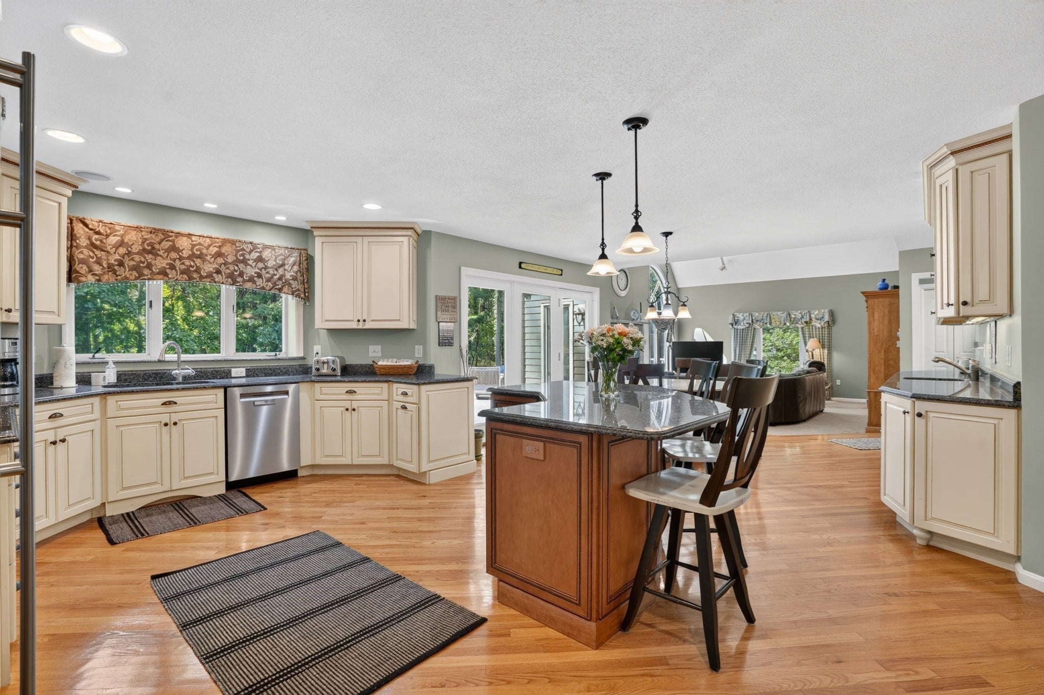 4 Chippy Ln, Andover, MA, 4 Chippy Ln, Andover, MA Photo #7
