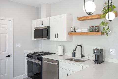 35 Sagamore Ave 1 Chelsea MA 02150