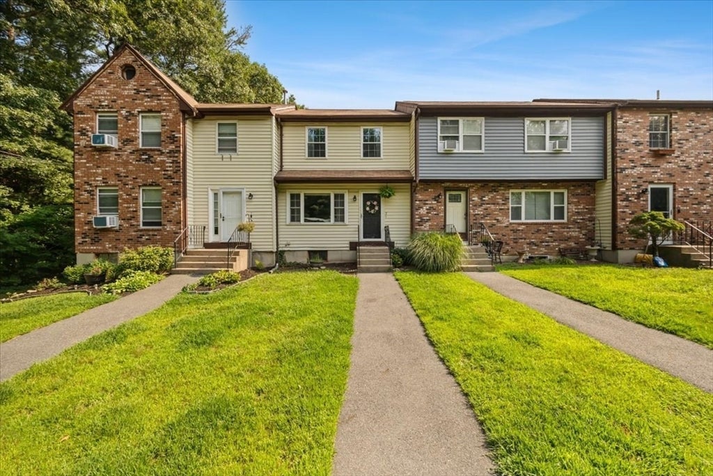 102 South Washington St #2, Norton, MA, 102 South Washington St #2, Norton, MA Photo #2