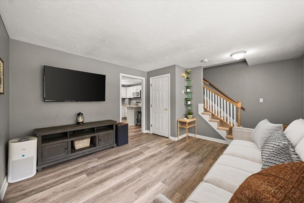 102 South Washington St #2, Norton, MA, 102 South Washington St #2, Norton, MA Photo #8