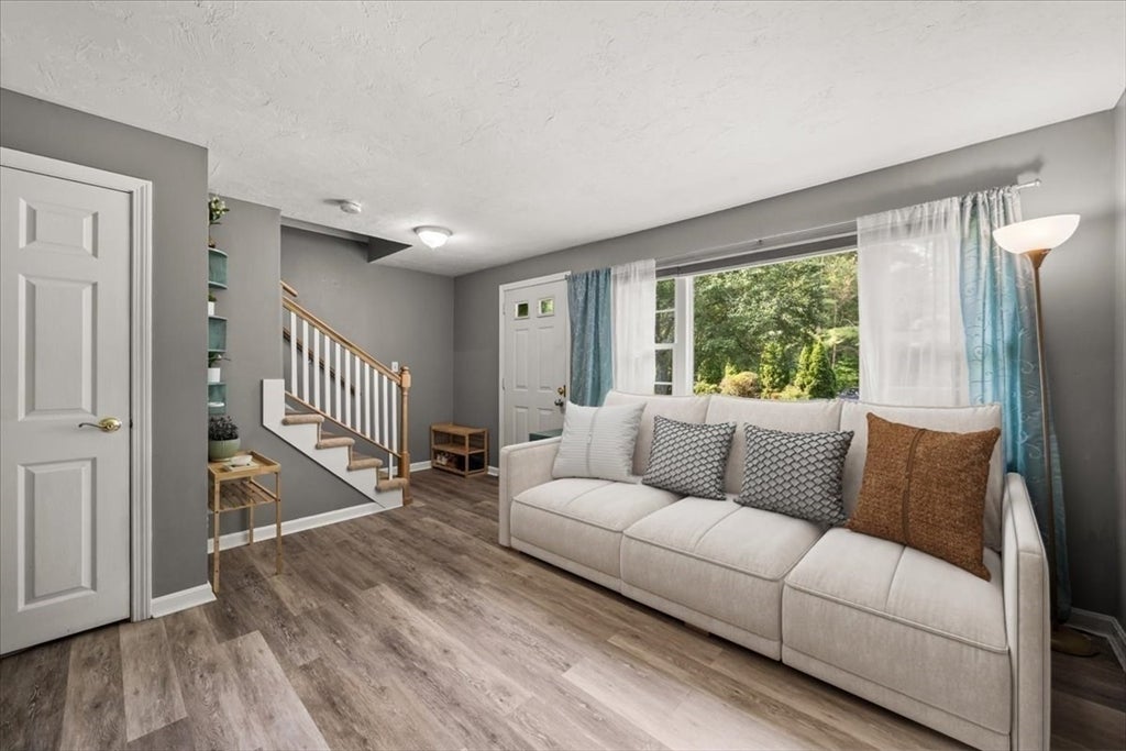 102 South Washington St #2, Norton, MA, 102 South Washington St #2, Norton, MA Photo #6