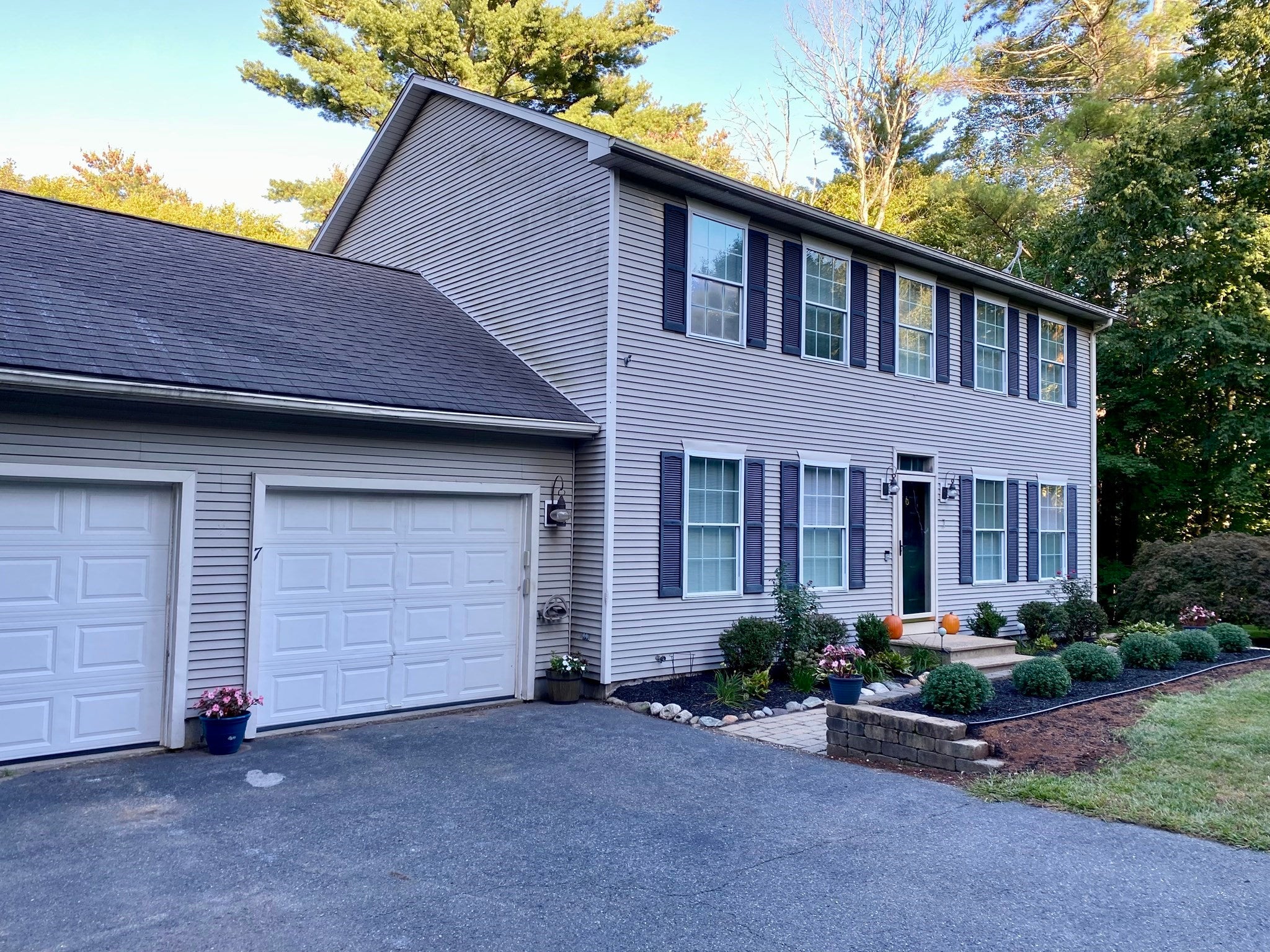 7 Hemlock Hollow