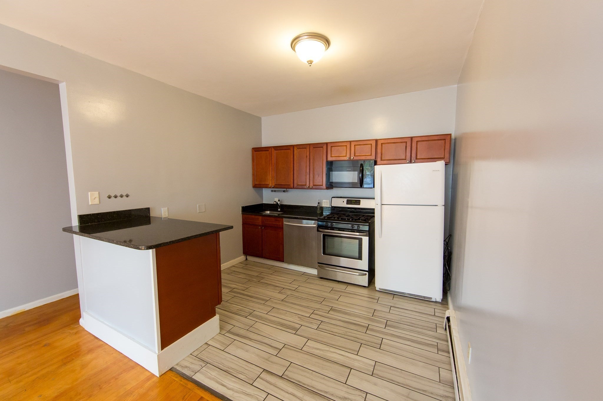 26 South Huntington Ave #2, Boston, MA, 26 South Huntington Ave #2, Boston, MA Photo #1