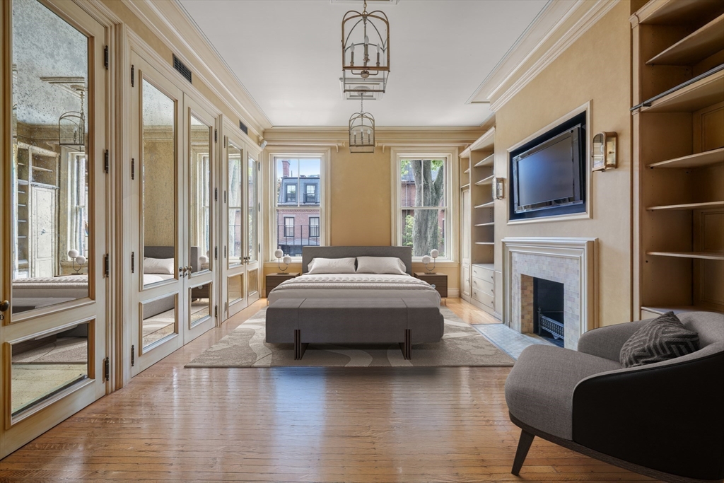 357 Beacon Street 2