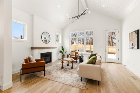 300 Waverley Ave 300 Watertown MA 02472
