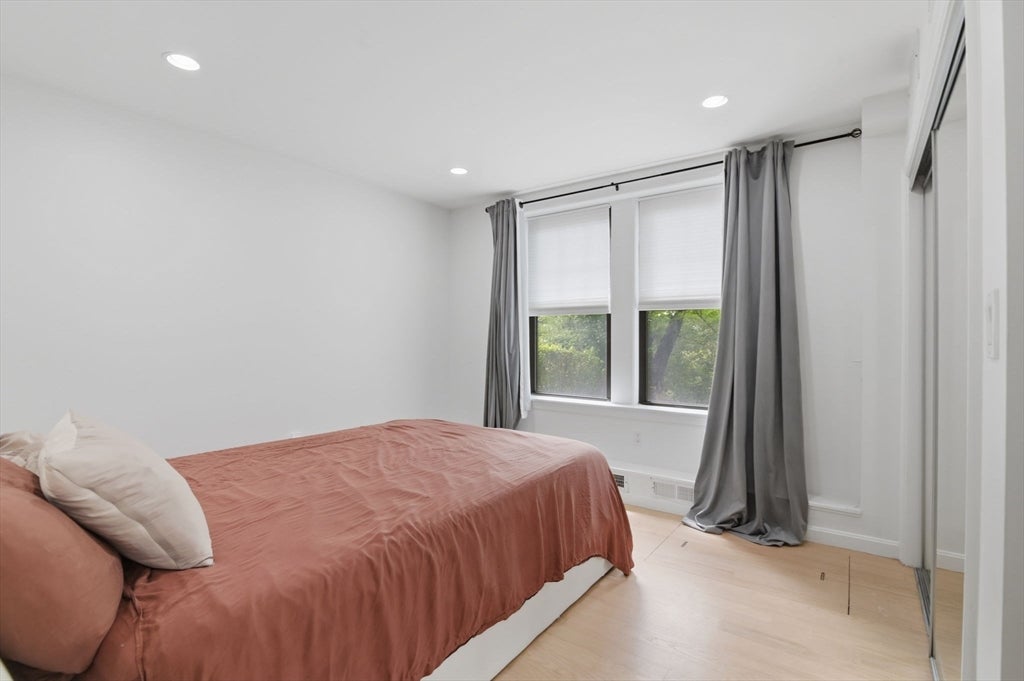 1584 Beacon St #A, Brookline, MA, 1584 Beacon St #A, Brookline, MA Photo #22