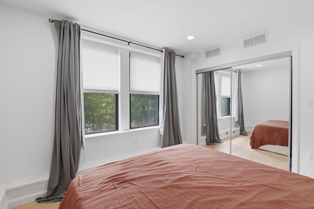 1584 Beacon St #A, Brookline, MA, 1584 Beacon St #A, Brookline, MA Photo #24