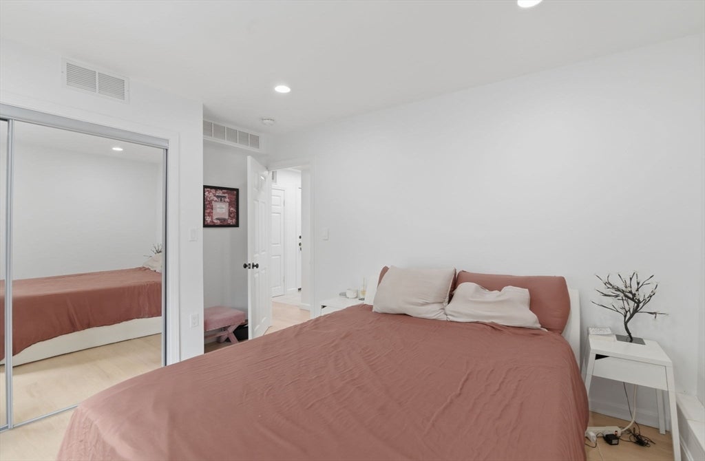 1584 Beacon St #A, Brookline, MA, 1584 Beacon St #A, Brookline, MA Photo #23
