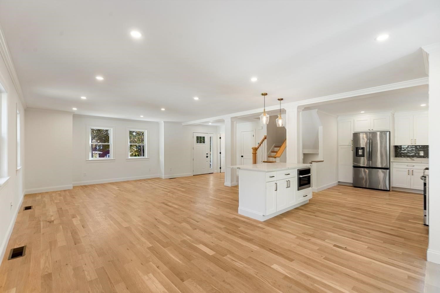 318 Essex Ave #B, Gloucester, MA Photo #13