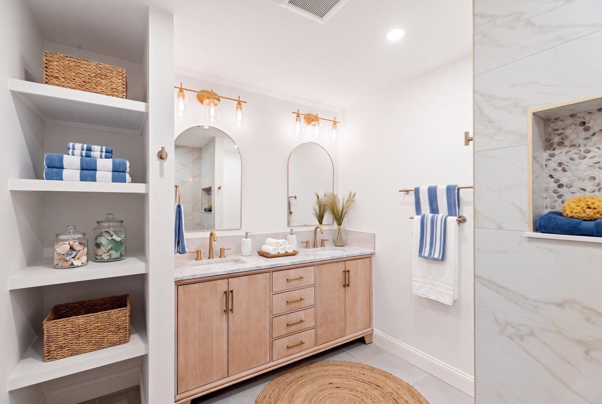 318 Essex Ave #B, Gloucester, MA Photo #22