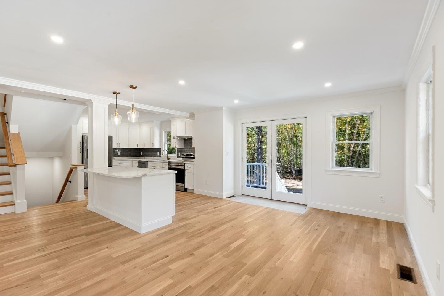 318 Essex Ave #B, Gloucester, MA Photo #32