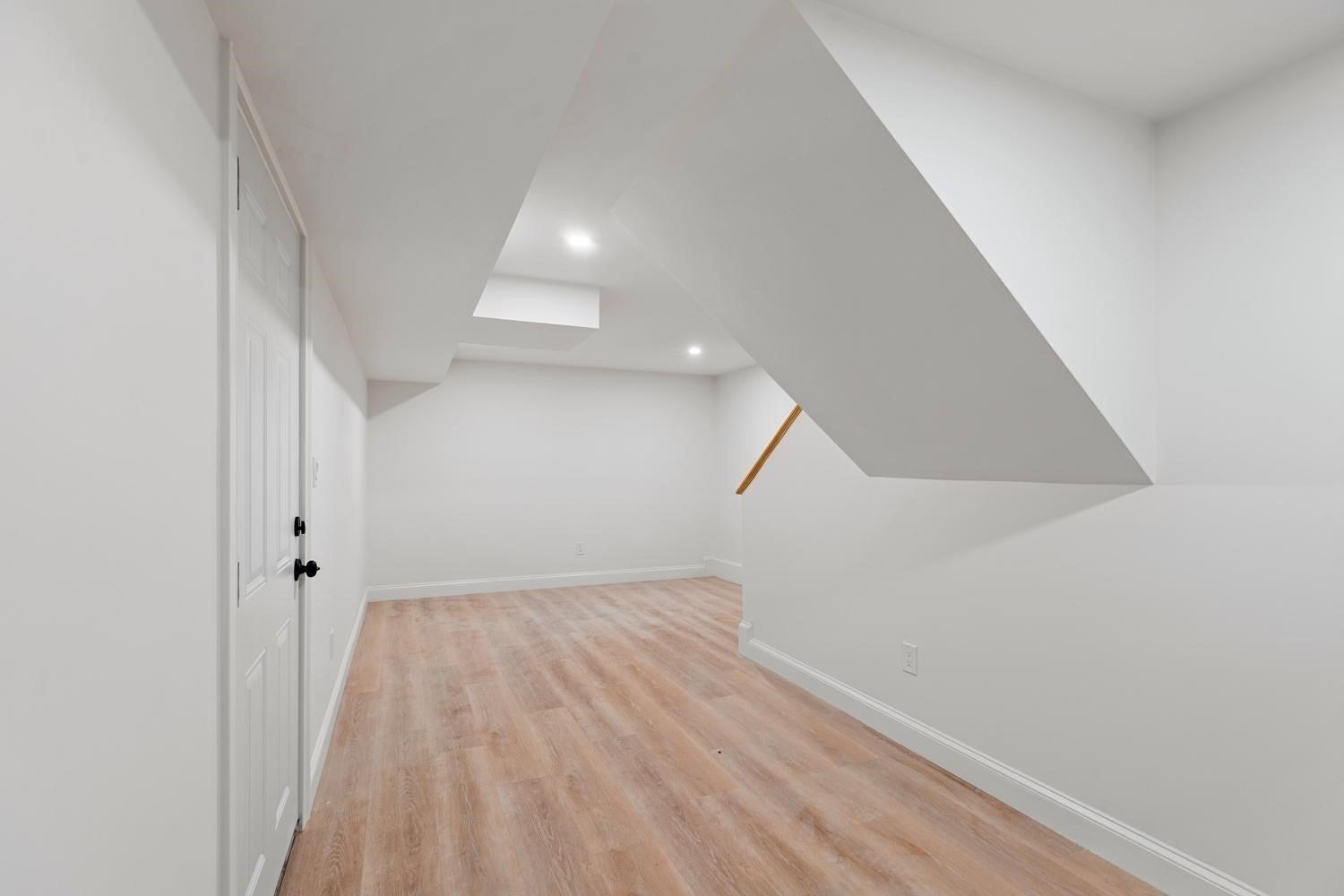 318 Essex Ave #B, Gloucester, MA Photo #35