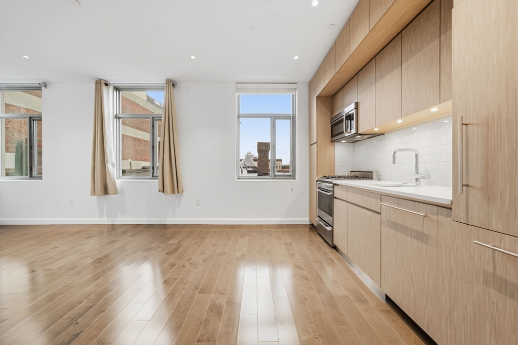 43 Westland Ave 510