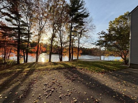 35 Shoreline Drive Foxboro MA 02035