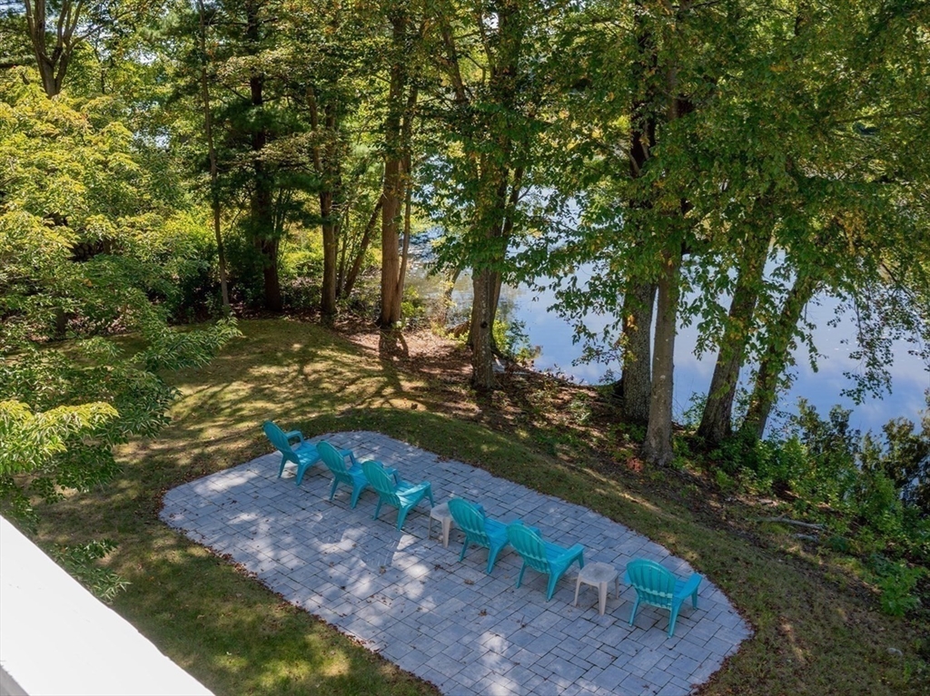 35 Shoreline Drive