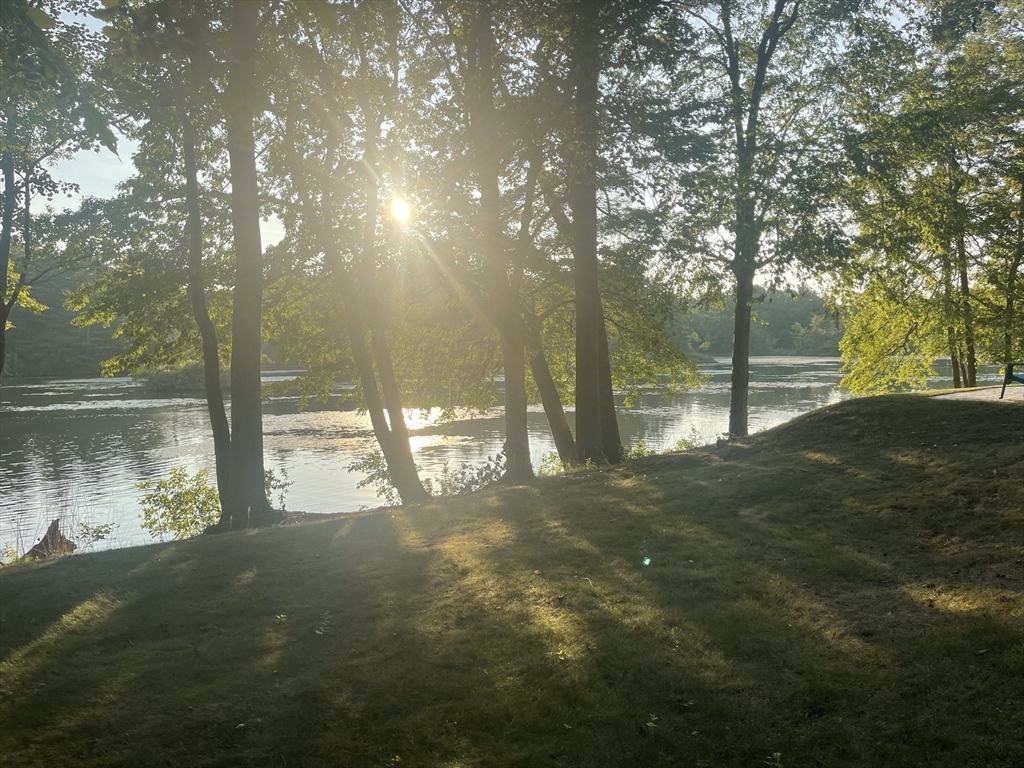 35 Shoreline Drive