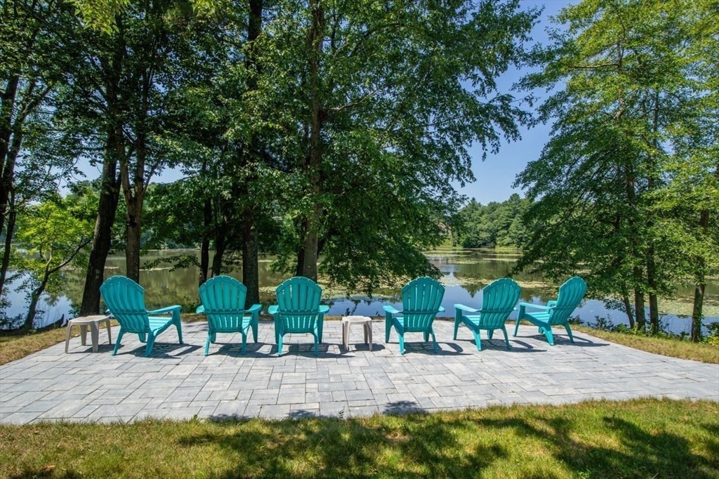 35 Shoreline Drive